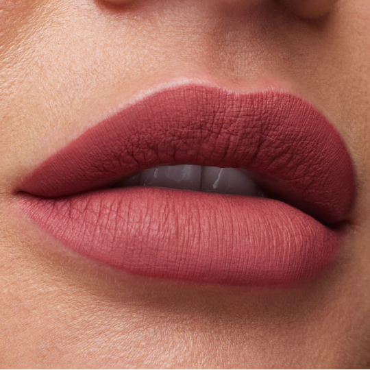 HUDA BEAUTY Rouge À Lèvres Mat Longue Tenue Confort et Sans Transfert