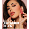 Huda Beauty - Lip Blush - Fluide teinté crémeux lèvres et joues - Coral Kiss