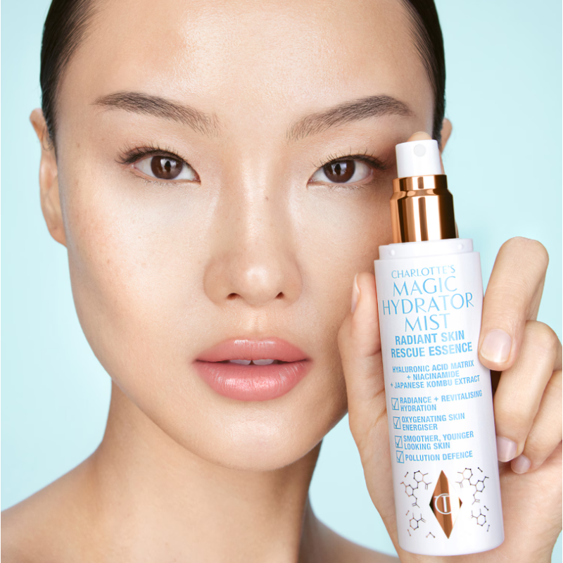 CHARLOTTE TILBURY Magic Hydrator Mist - Brume fixatrice hydratante